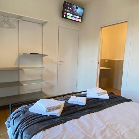 Avantgard Rooms Red Carpet Bologne Extérieur photo