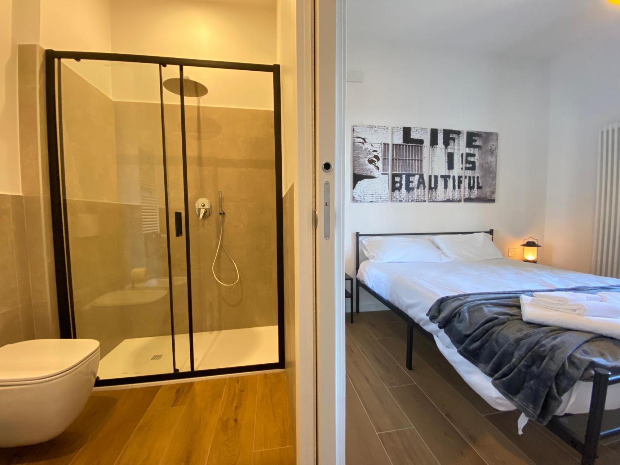 Avantgard Rooms Red Carpet Bologne Extérieur photo