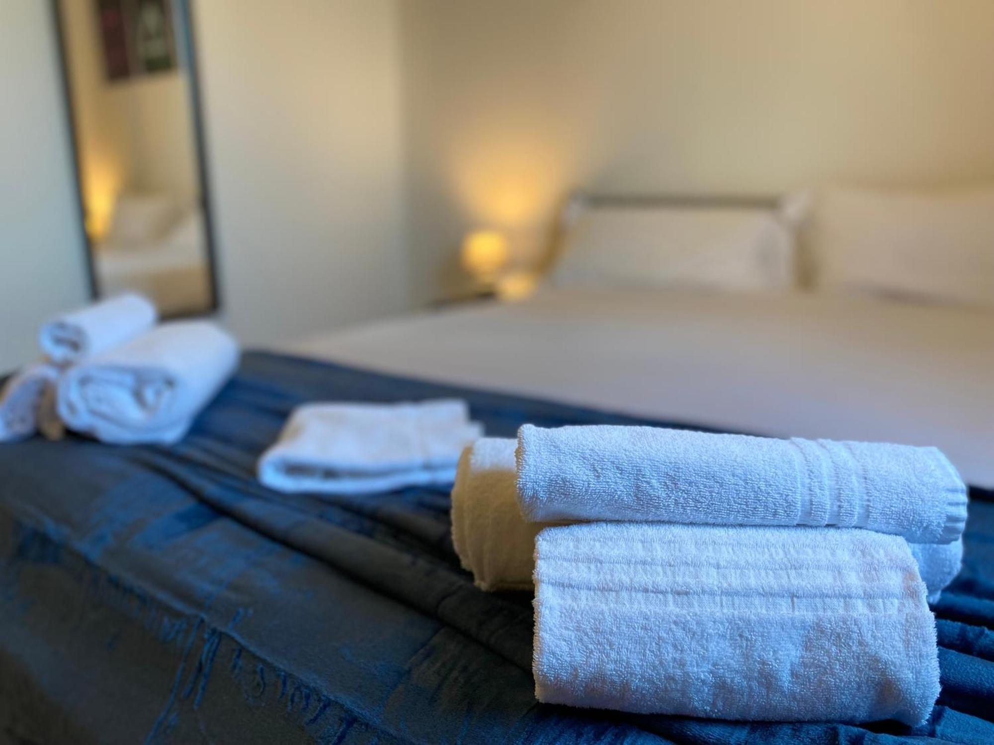 Avantgard Rooms Red Carpet Bologne Extérieur photo