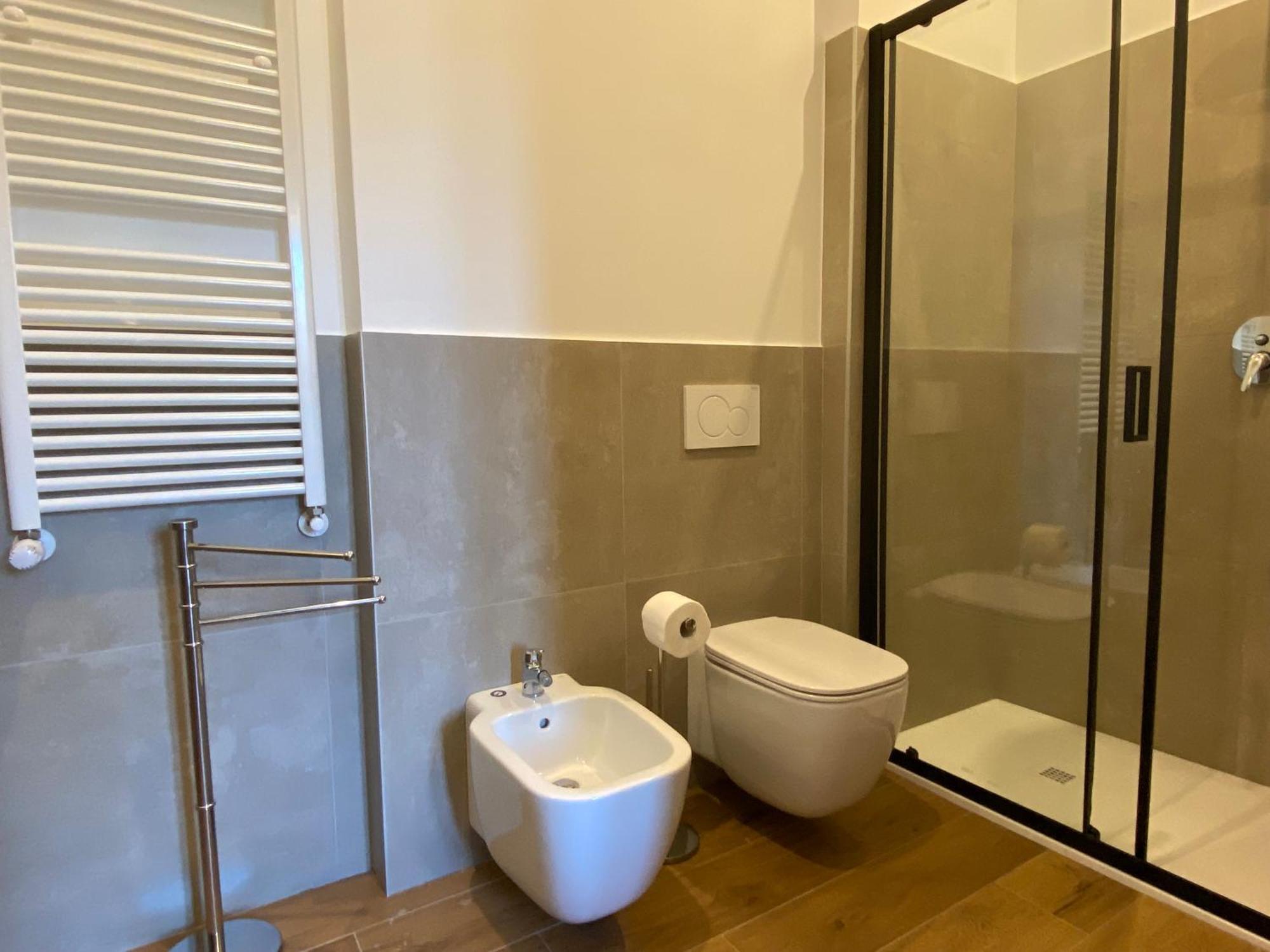 Avantgard Rooms Red Carpet Bologne Extérieur photo